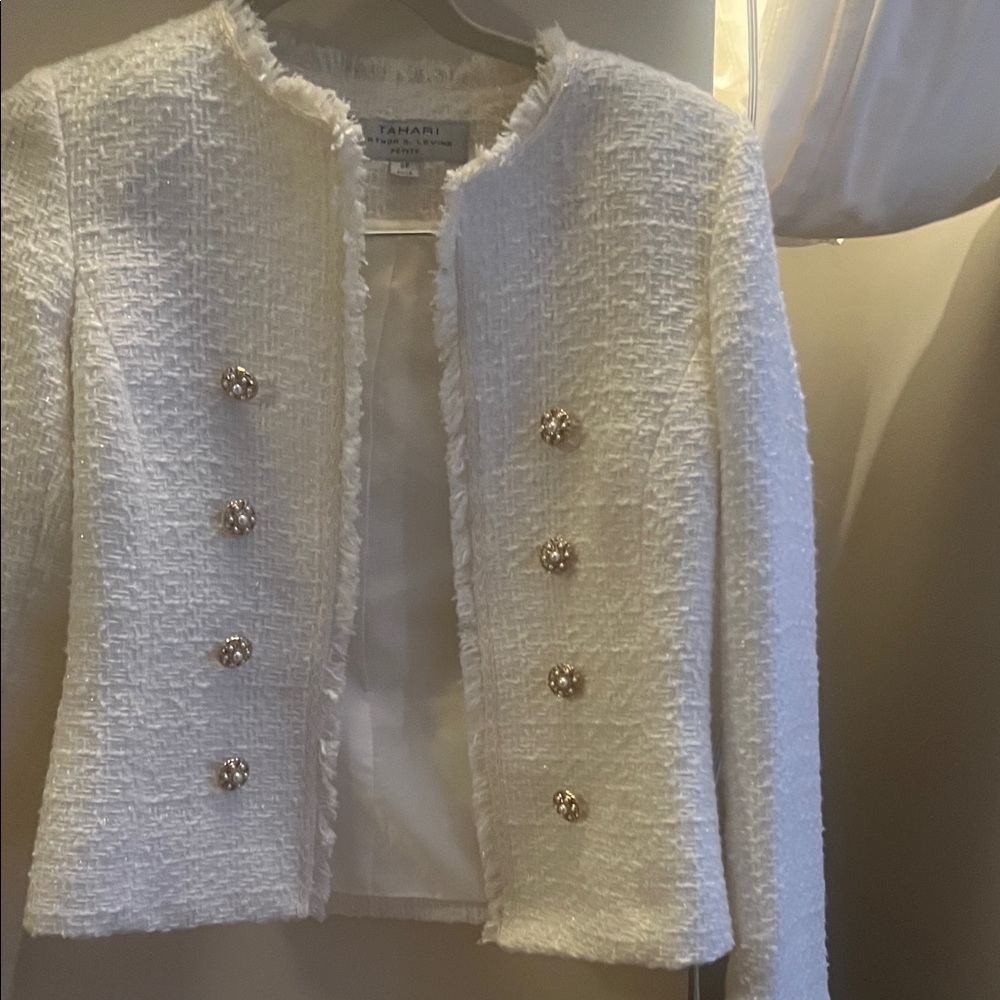 Tahari White Textured Women's Jacket NWOT